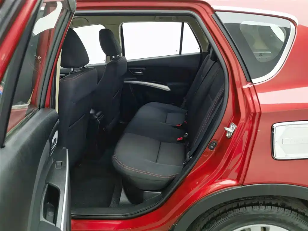 Suzuki S-Cross 2015 — фото 15