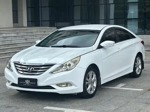 Hyundai Sonata 2012
