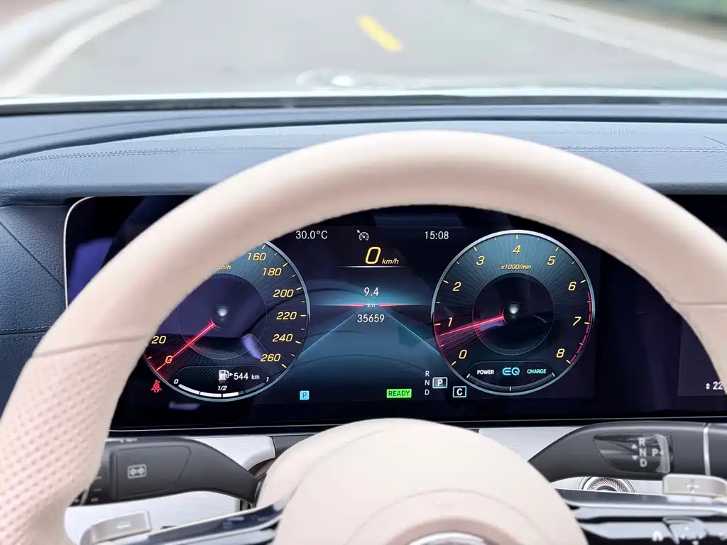 Mercedes-Benz E-Class 2022