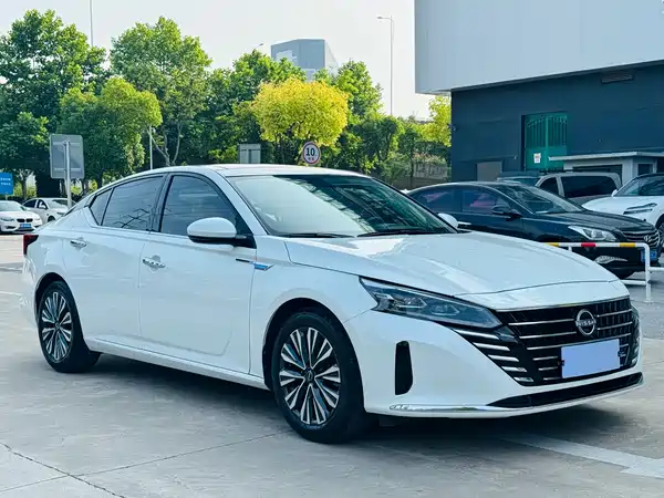 Nissan Teana 2024
