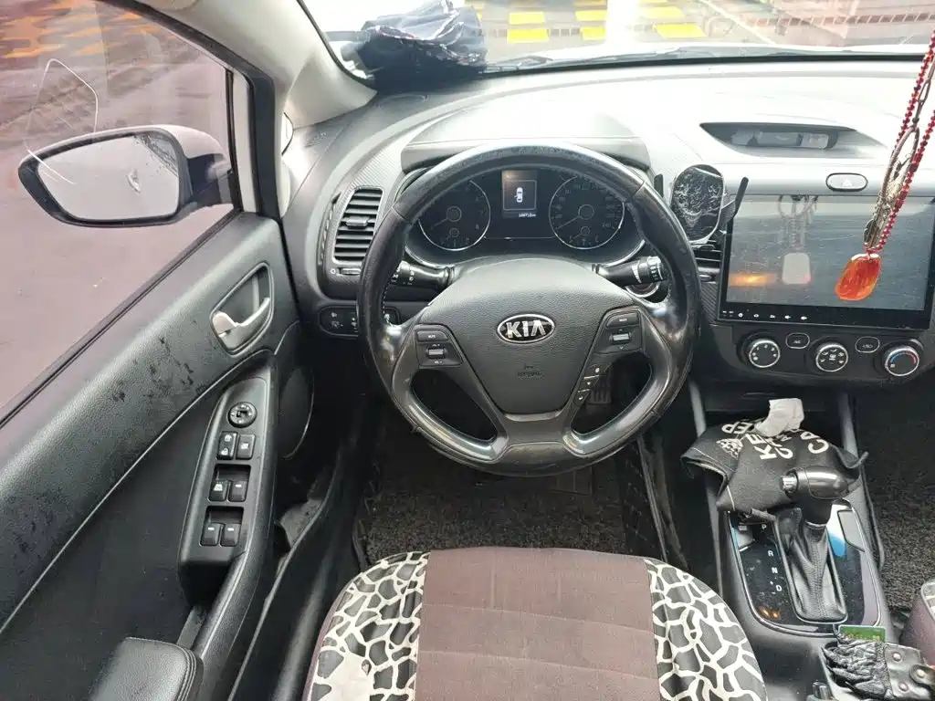 Kia K3 2016