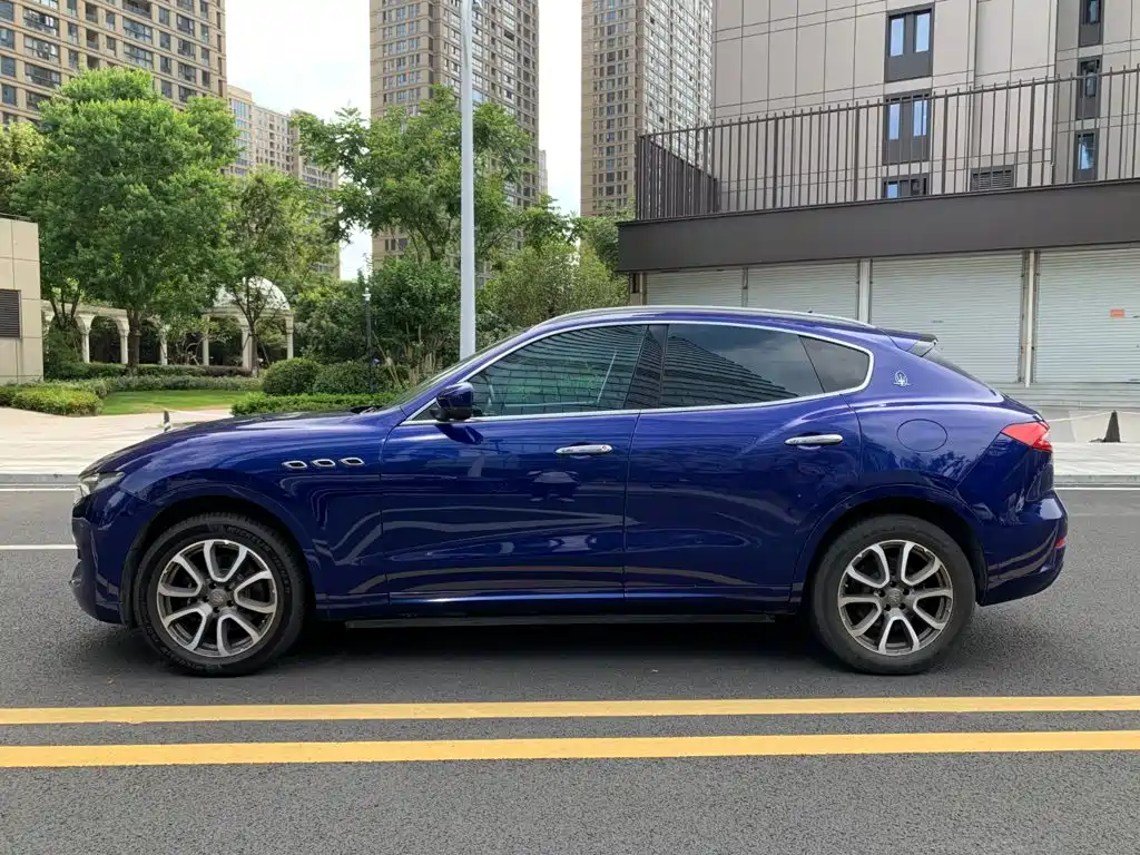 Maserati Levante 2017 — фото 7