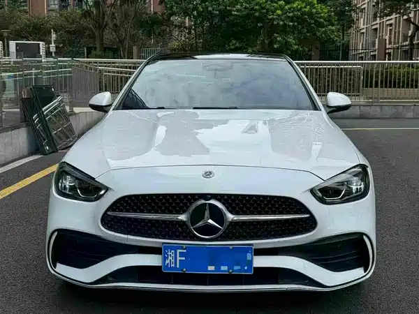 Mercedes-Benz C-Class 2022