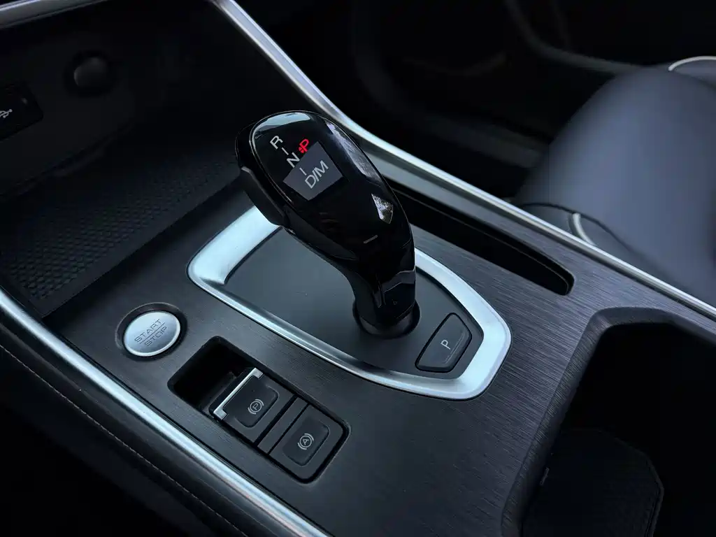 Haval H6 2023 — фото 11