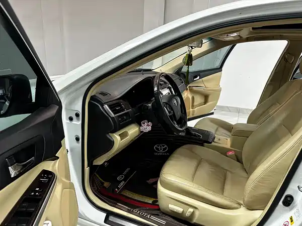 Toyota Camry 2017