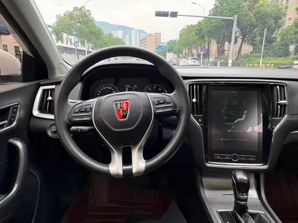 Roewe i6 Classic 2020 — фото 13