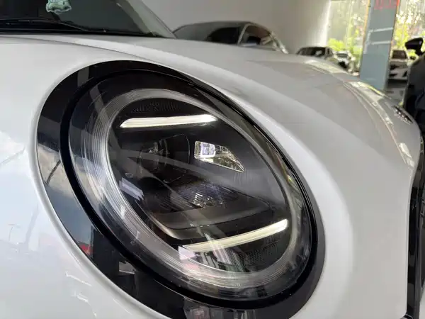 MINI MINI 2026