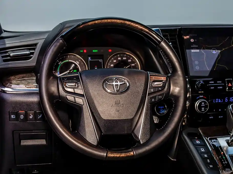 Toyota Vellfire 2021 — фото 26