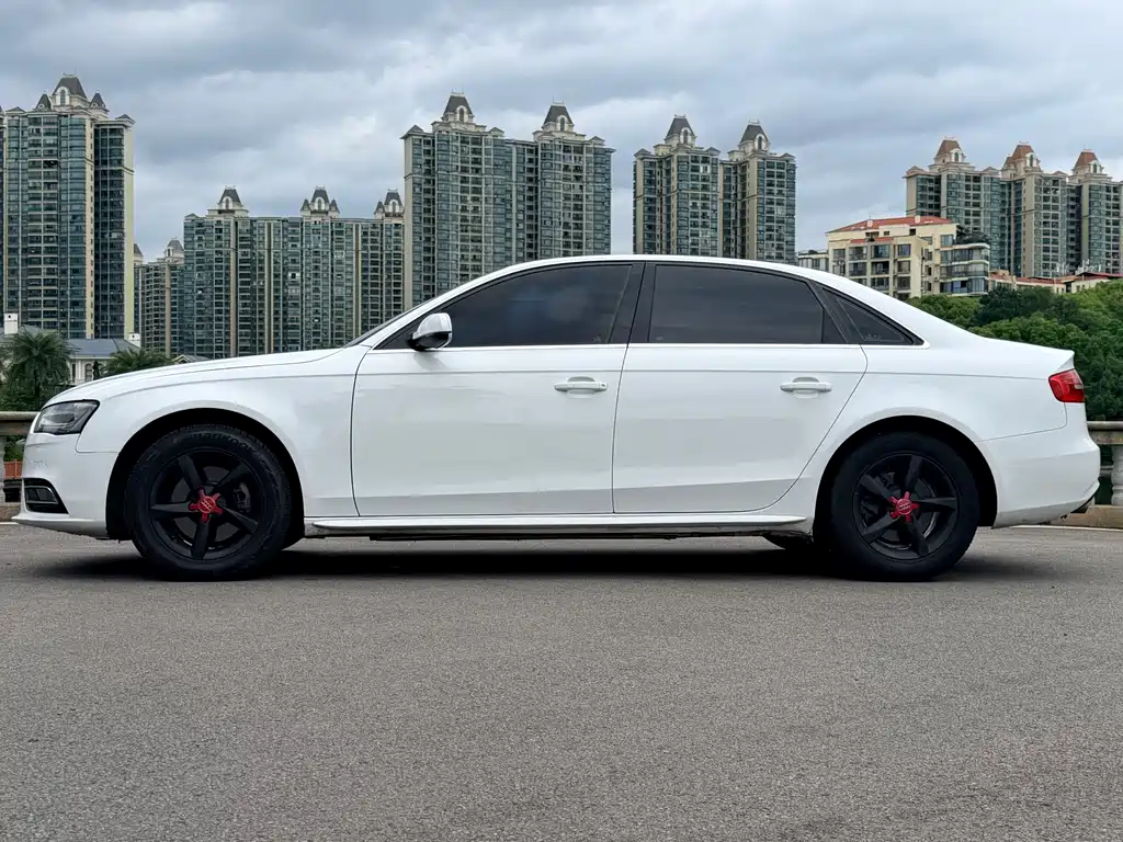 Audi A4L 2013