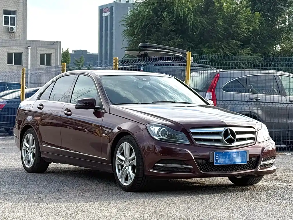 Mercedes-Benz C-Class 2012