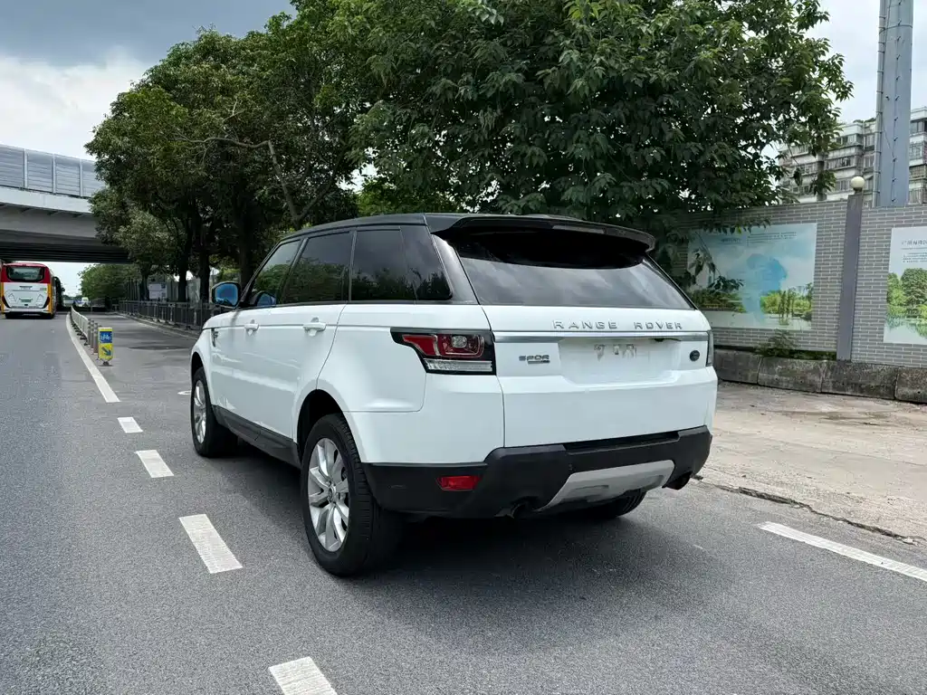 Land Rover Sport 2013 — фото 4