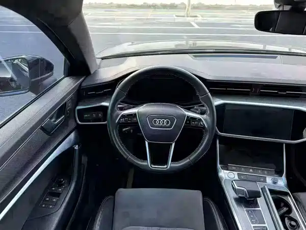 Audi A6L 2021
