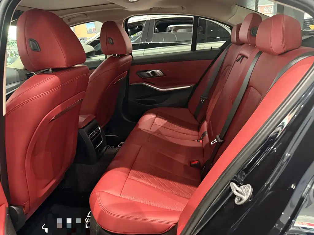 BMW 3 Series 2023