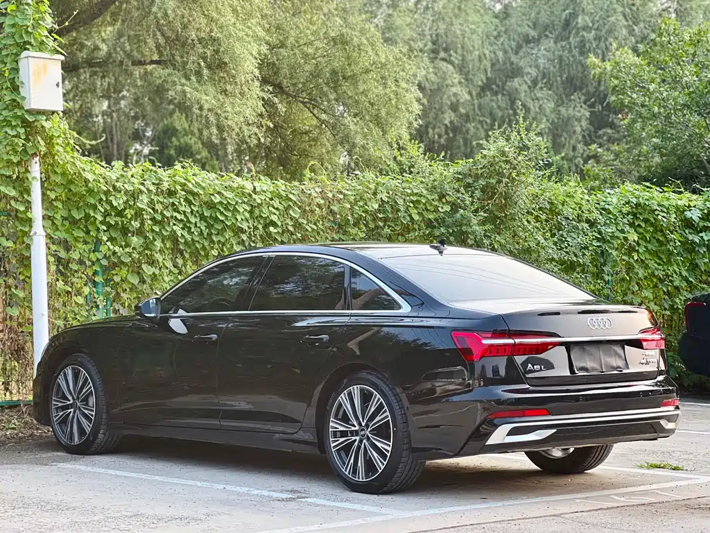 Audi A6L 2024 — фото 18