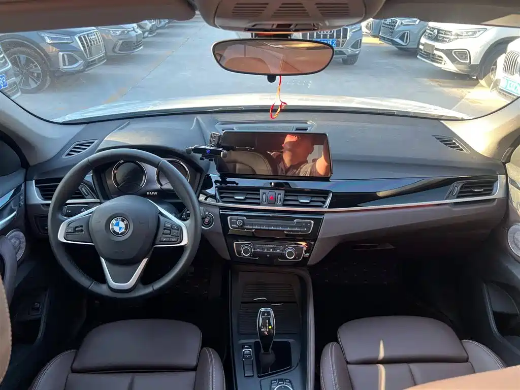 BMW X1 2022 — фото 15