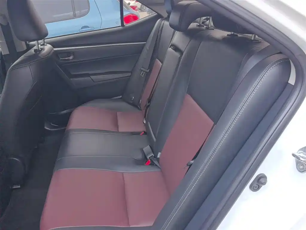 Toyota Corolla 2019 — фото 17