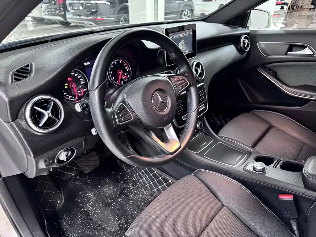 Mercedes-Benz A-Class 2016