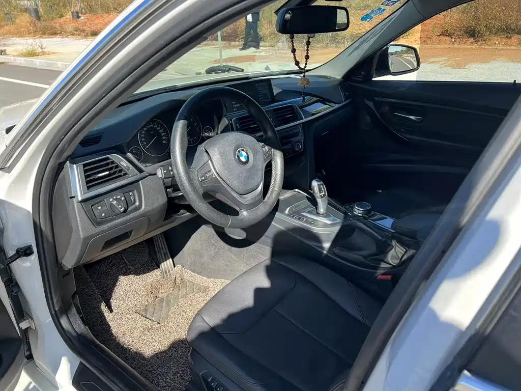 BMW 3 Series 2017