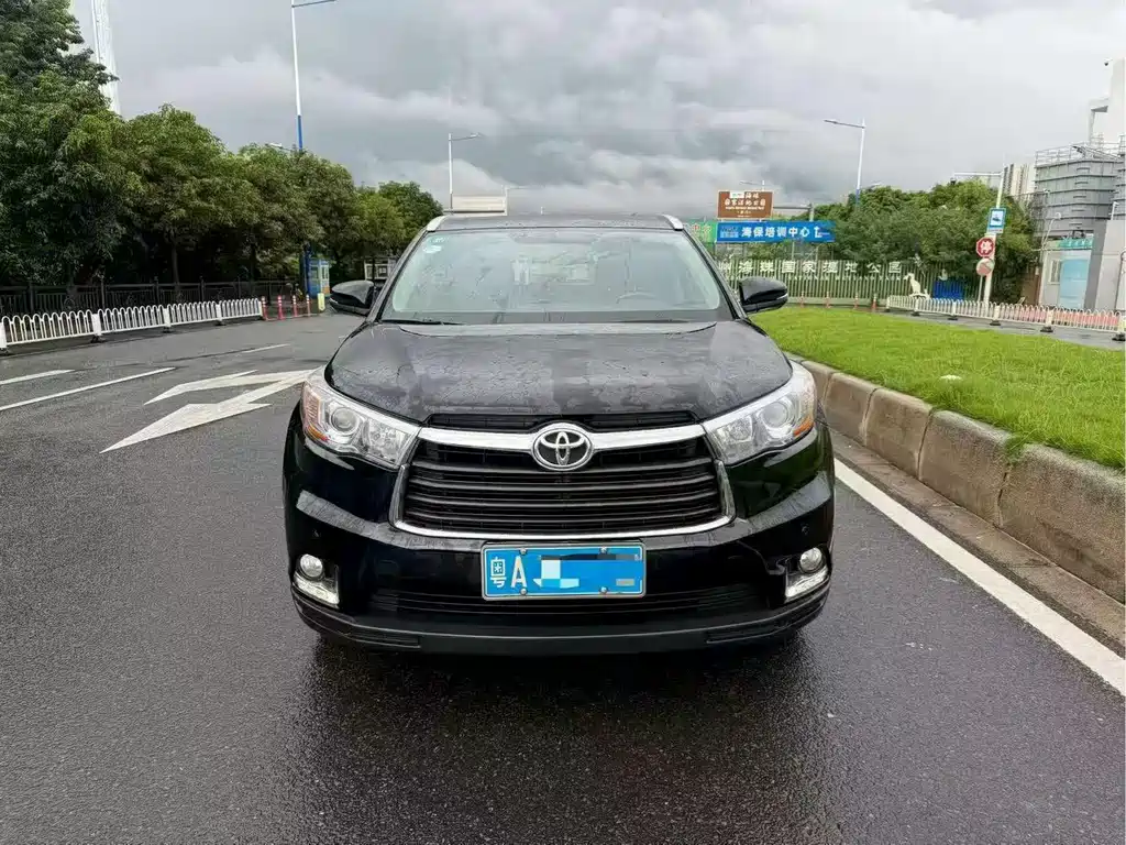 Toyota Highlander 2015