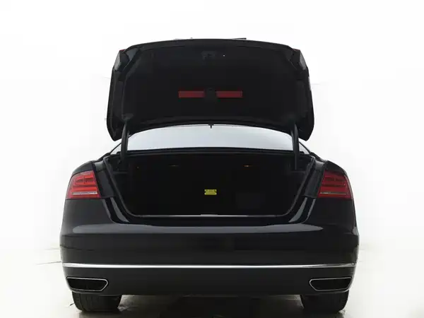 Audi A8 2011