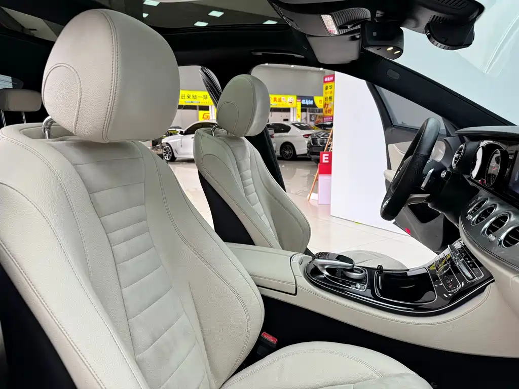 Mercedes-Benz E-Class 2017 — фото 15