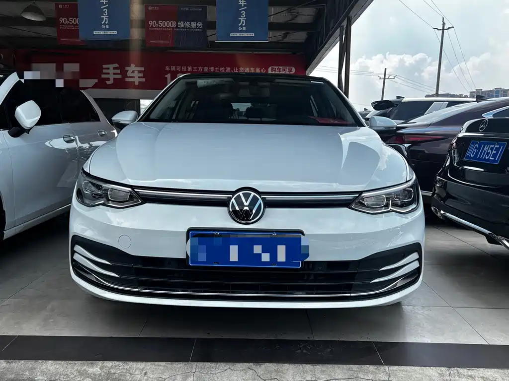 Volkswagen Golf 2023