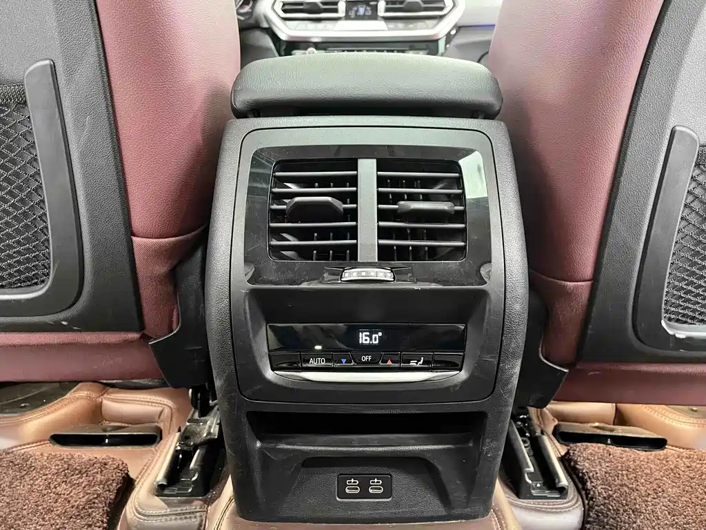 BMW X4 2023 — фото 15