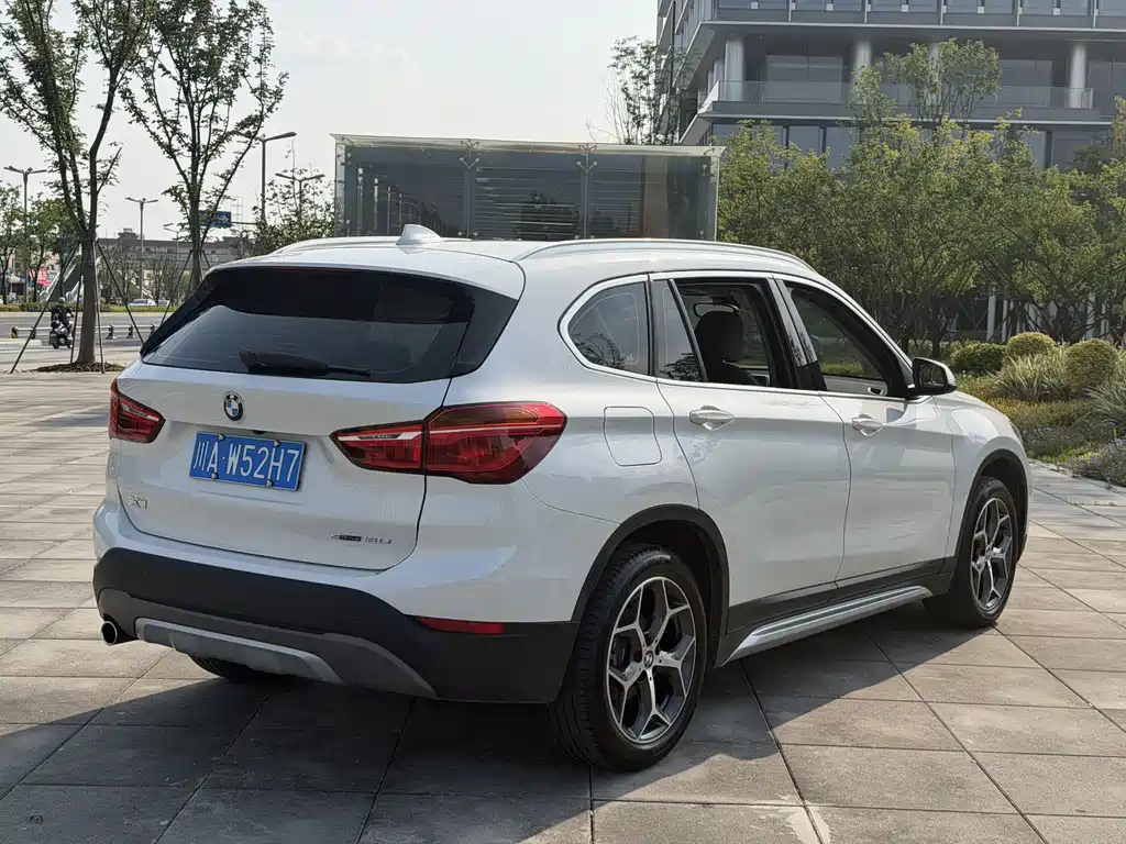 BMW X1 2019 — фото 18