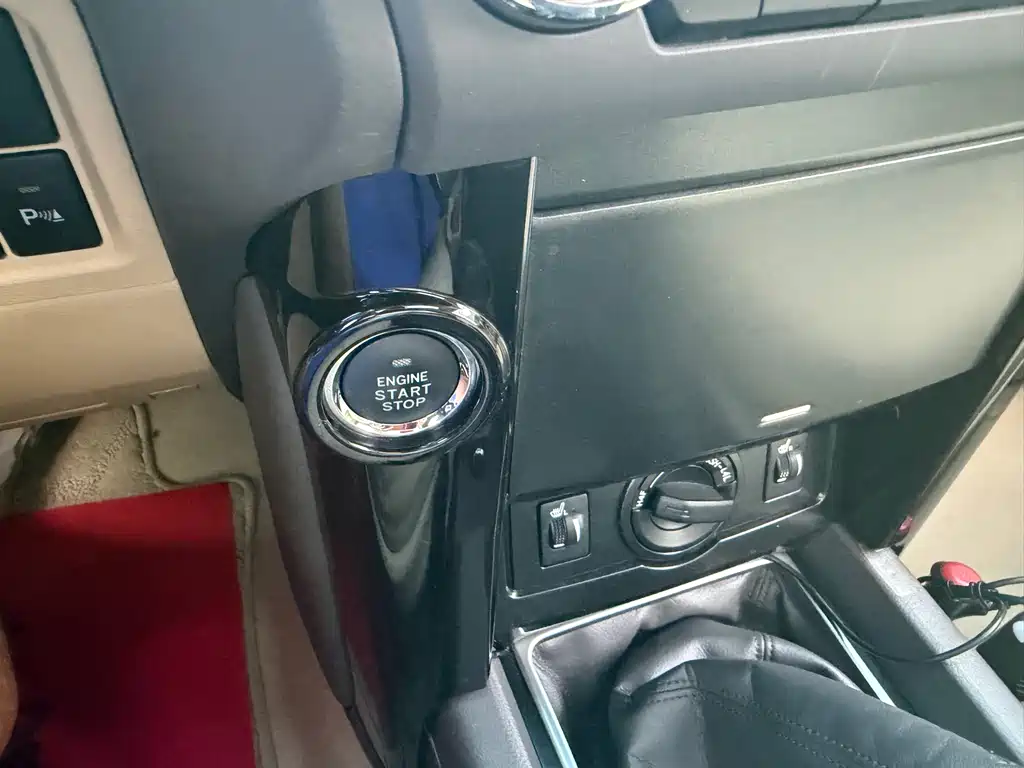 Toyota Prado 2016 — фото 13
