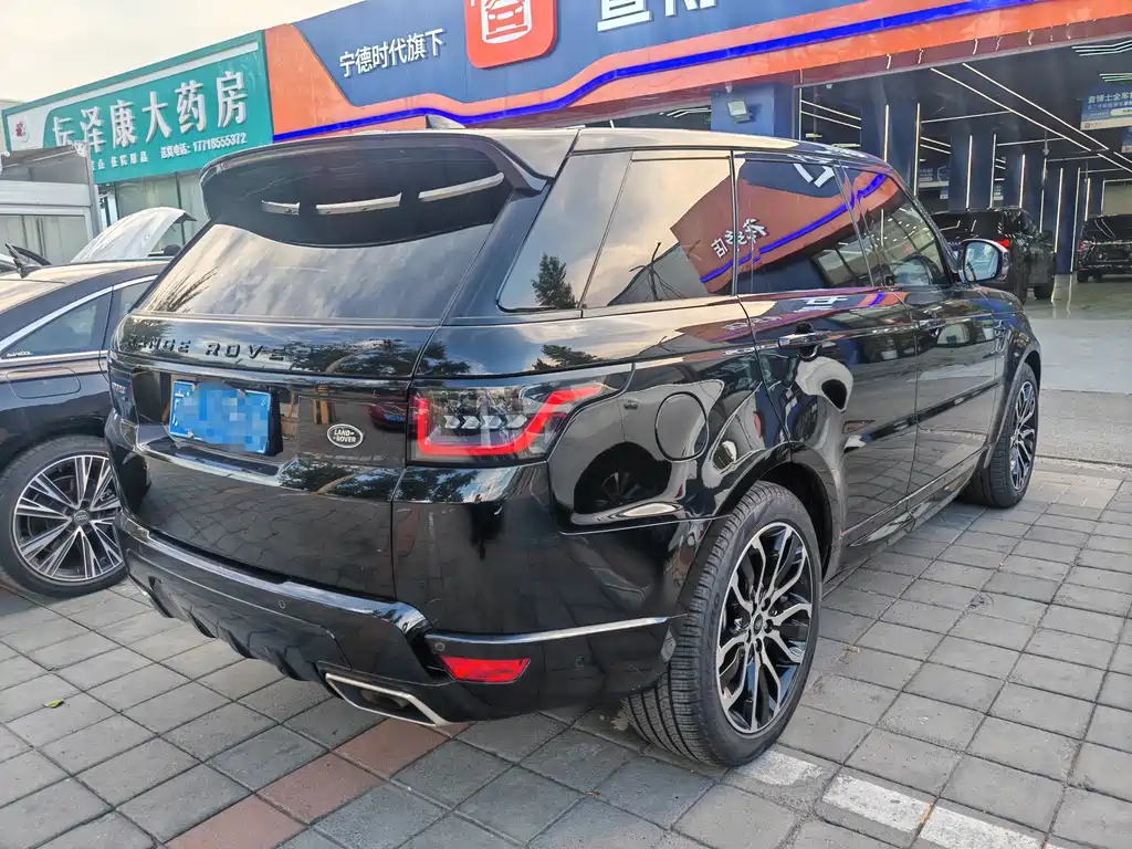 Land Rover Range Rover Sport 2022 — фото 26