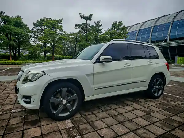 Mercedes-Benz GLK-Class 2015