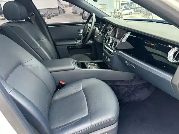 Rolls-Royce Ghost 2014
