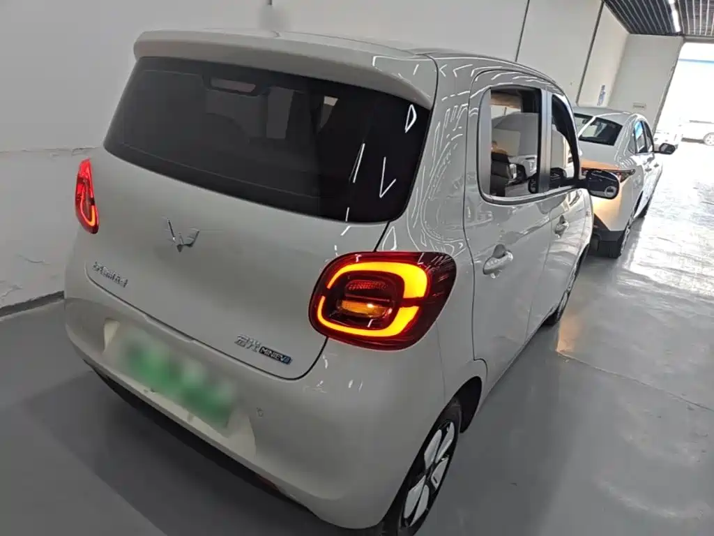 Wuling Hongguang MINIEV 2025