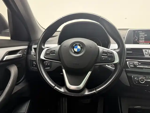 BMW X1 2017 — фото 10