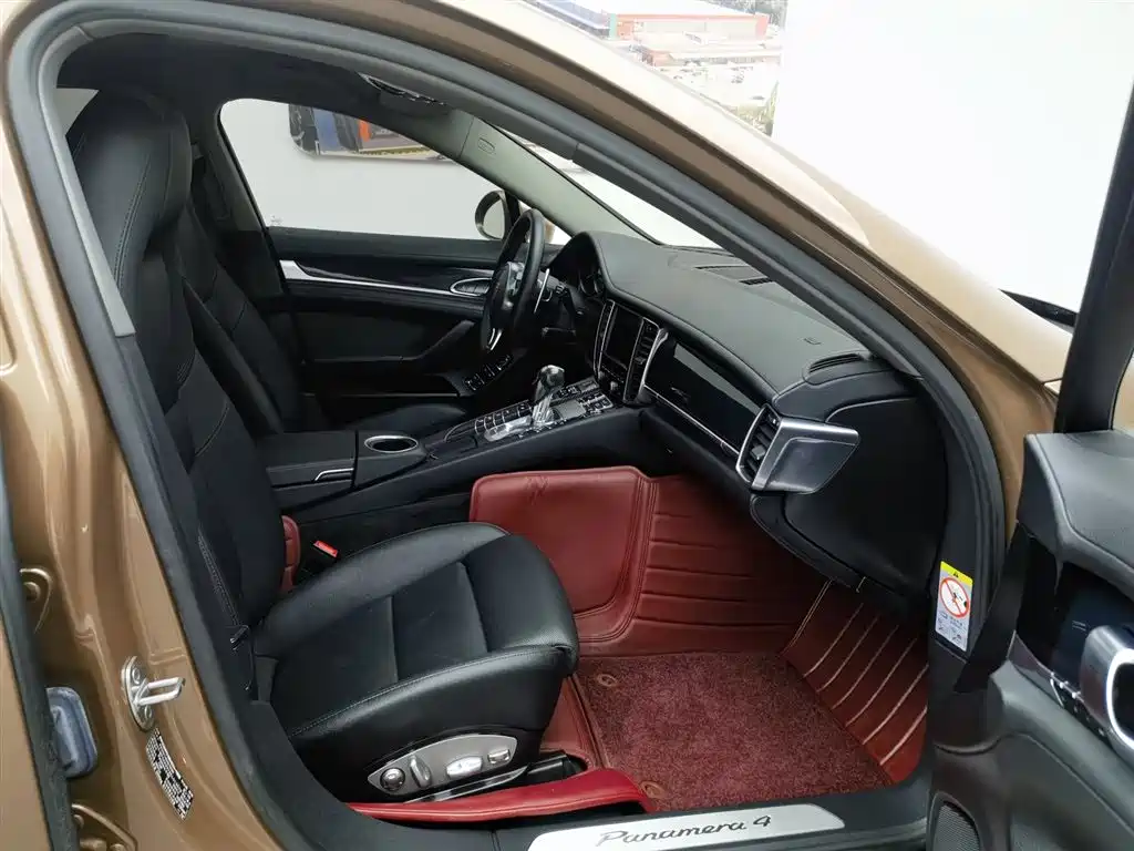 Porsche Panamera 2015 — фото 23