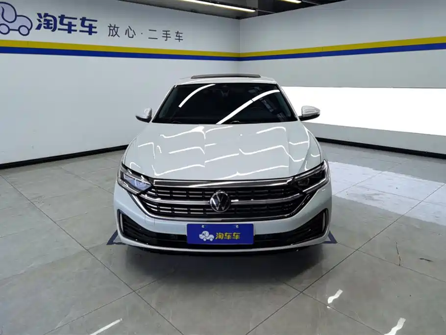 Volkswagen Sagitar 2023 — фото 2