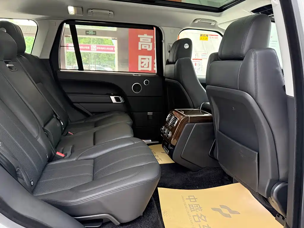 Land Rover Range Rover 2016 — фото 23