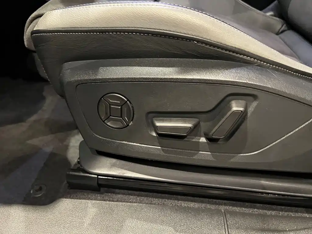 Audi Q3 2023 — фото 13