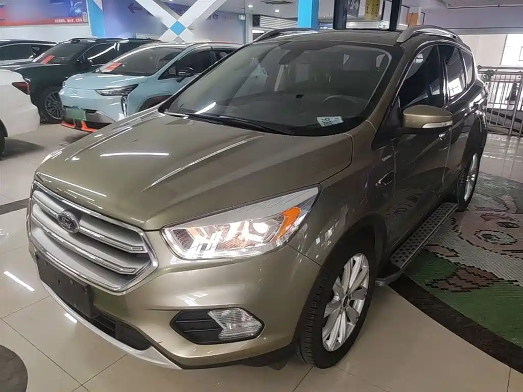 Ford Kuga 2017 — фото 1
