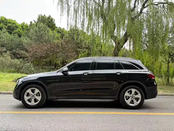 Mercedes-Benz GLC 2020