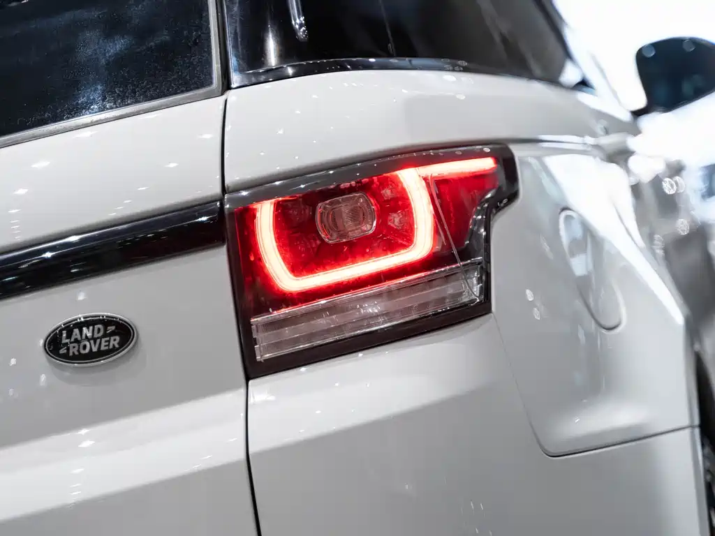 Land Rover Sport 2015 — фото 8