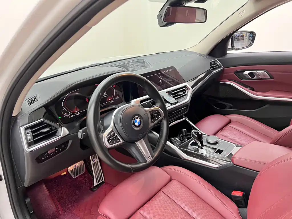 BMW 3 Series 2022 — фото 13