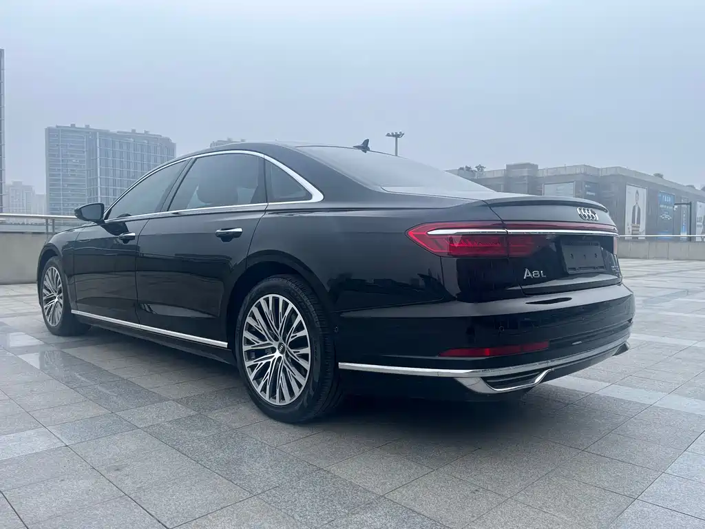 Audi A8 2019
