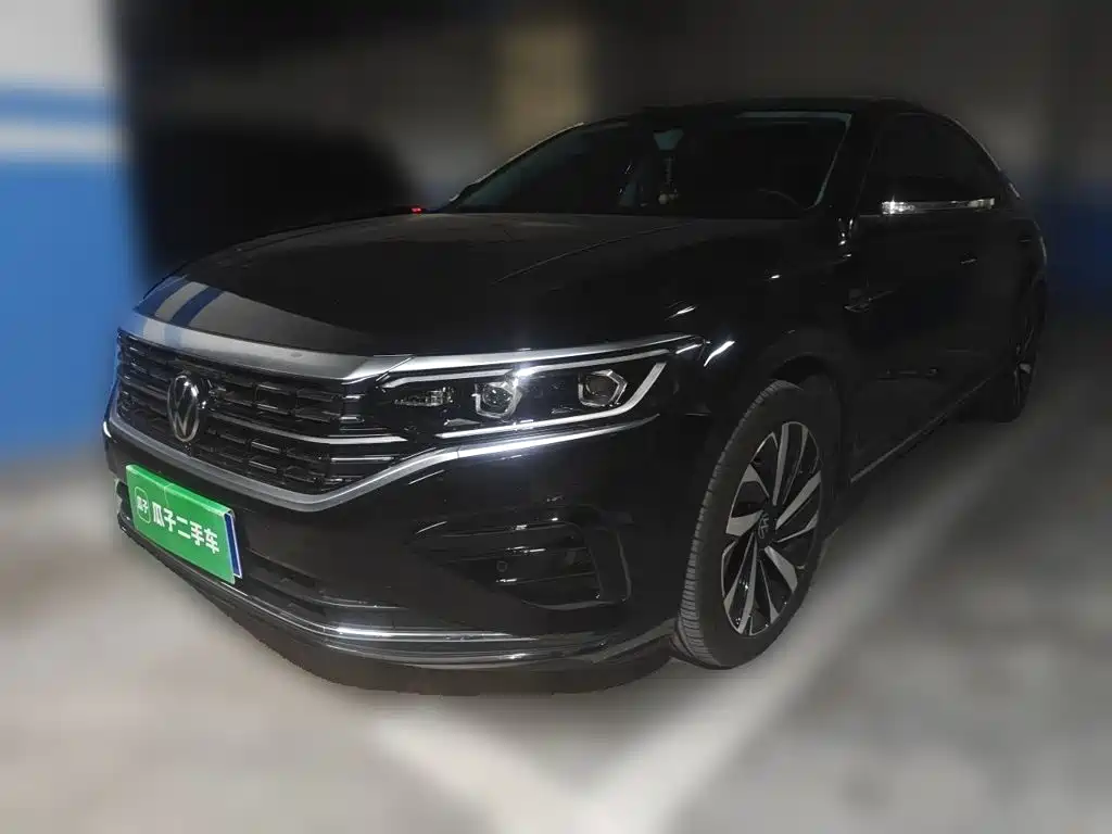 Volkswagen Passat 2023