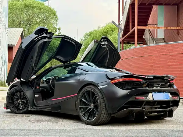 McLaren 720S 2019