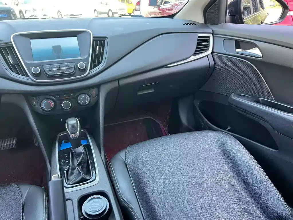 Chevrolet Cavalier 2016 — фото 12