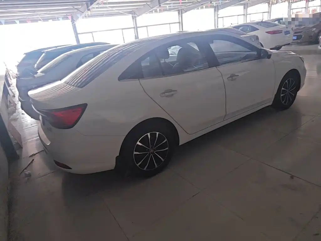 Roewe i5 2021