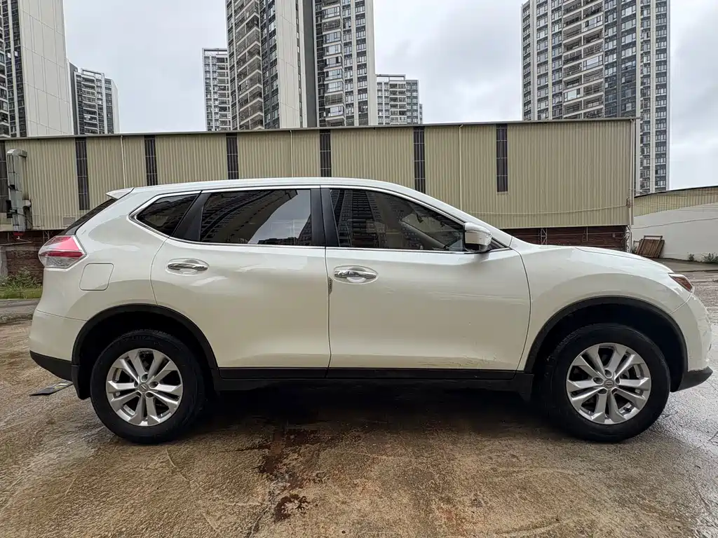 Nissan X-Trail 2017 — фото 15