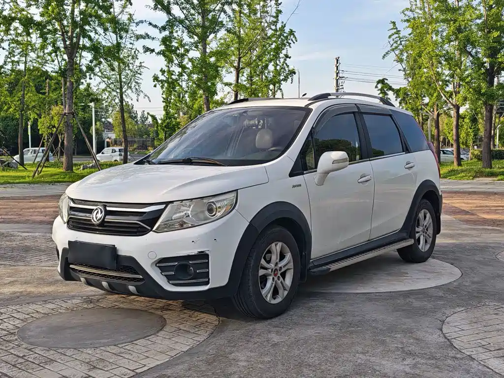 Dongfeng Jingyi XV 2015 — фото 2