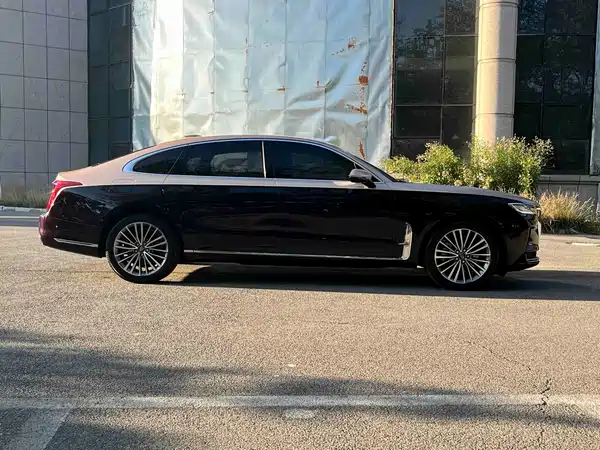 Hongqi H9 2022